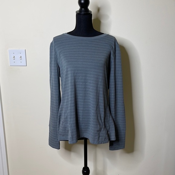 GAP Tops - ‼️NWT GAP FIT SHIRT ‼️